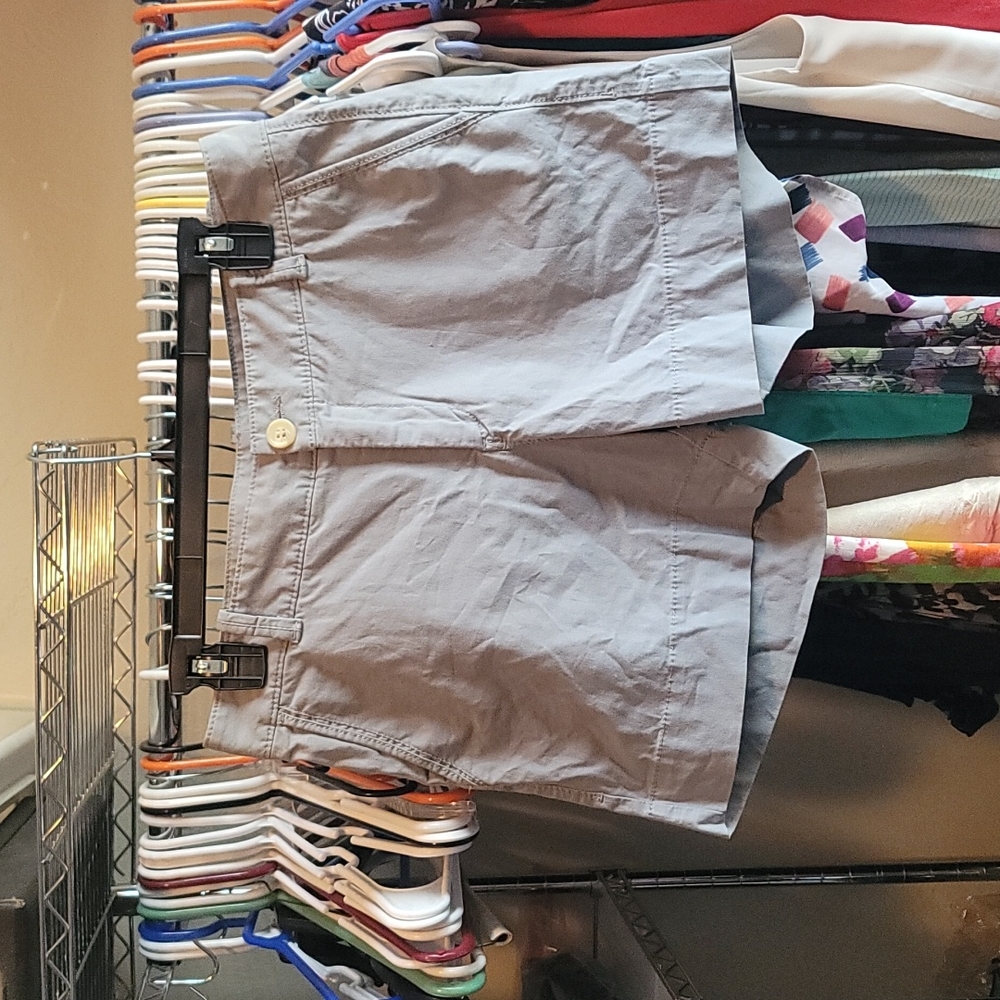 *5 items under $10 for $20* Dockers ahorts